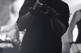 Rho Alive Off